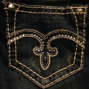 Alanis boot cut.