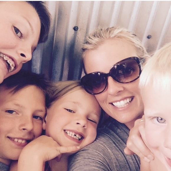 Meet your Posher, Kyli - Picture 3 of 3