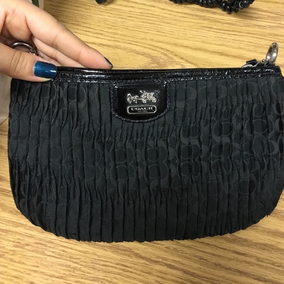 Authentic Coach Wristlet - Picture 1 of 4