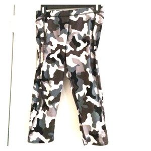 Soulcycle Capri pants