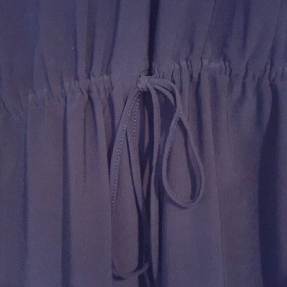 **SOLD**! Chaps navy flowy top - Picture 4 of 4