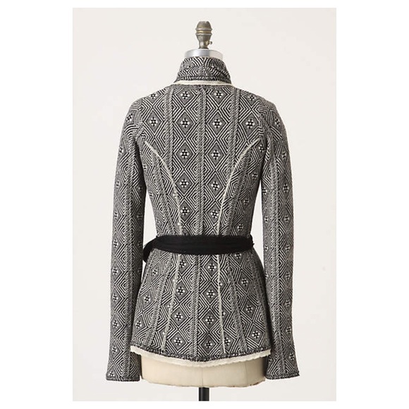 🚫Sold🚫Anthropologie Wrapped Diamonds Cardi - Picture 2 of 2