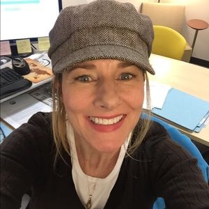 Meet your Posher, Pam