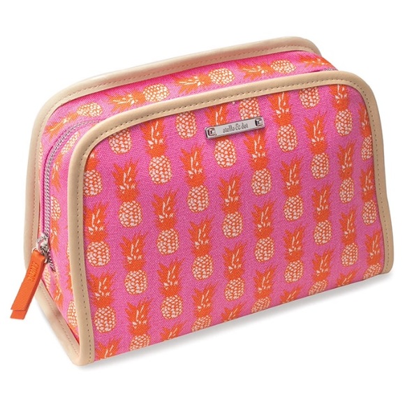 Stella & Dot Beauty Bag in Hot Pink Pineapples