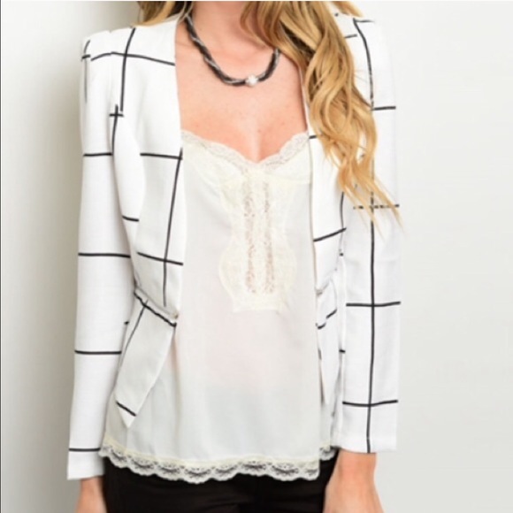 White and black blazer jacket zipper detail - Picture 3 of 4