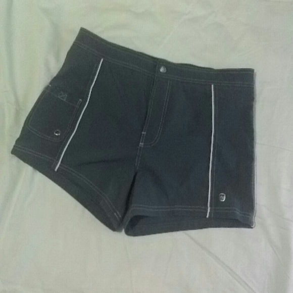 Women's swimming trunks