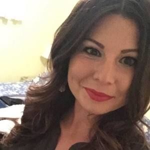 Meet your Posher, Becca