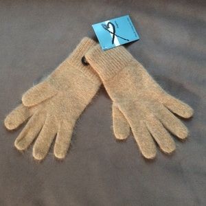 Beige Angora Gloves - NWT!