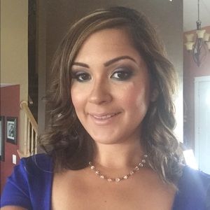 Meet your Posher, Gabriela