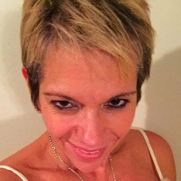 Meet your Posher, Tania - Picture 3 of 4