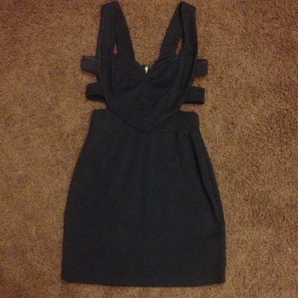 Forever 21 Black Cut Out Dress w/ Zipper Size M