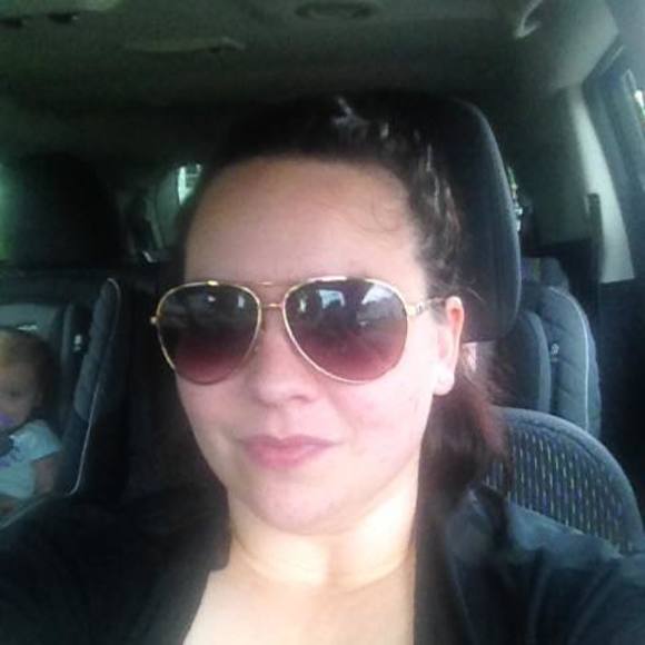 Meet your Posher, Dani