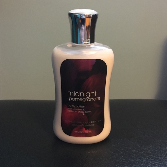 Midnight Pomegranate Bath and Body Works Lotion - Picture 1 of 2