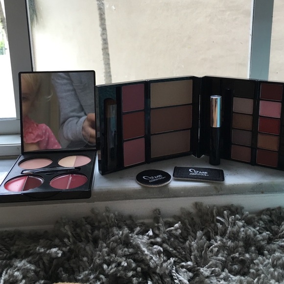 Love me makeup kit