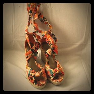 Impo tie up sandals