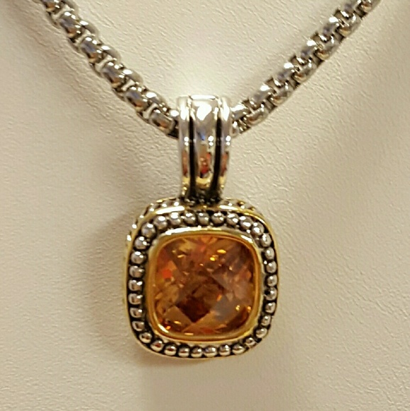 Jewelry - Beautiful Necklace Zirconia Designer