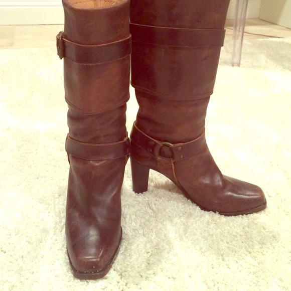Frye heeled brown leather boots