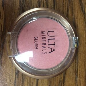 Ulta brand blush 💖