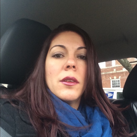 Meet your Posher, Maribel