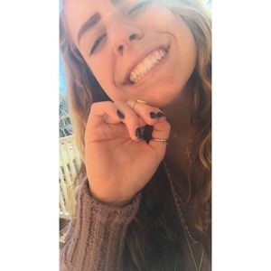 Meet your Posher, Megan