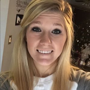 Meet your Posher, Lanie