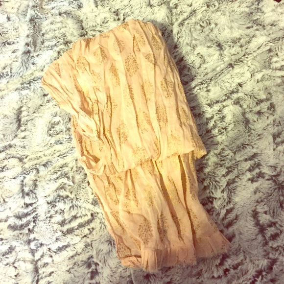 Pale pink & detailed gold scarf/wrap