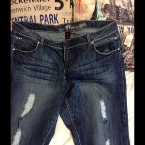 Always Famous distress jeans