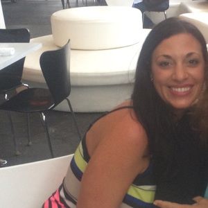 Meet your Posher, Angela