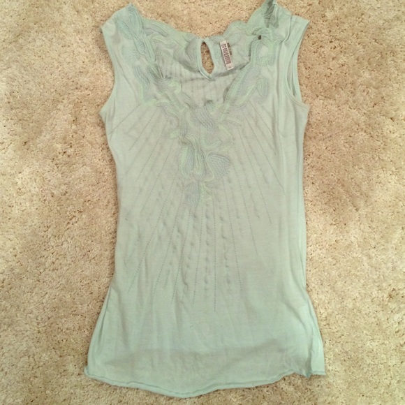 Mod cloth top