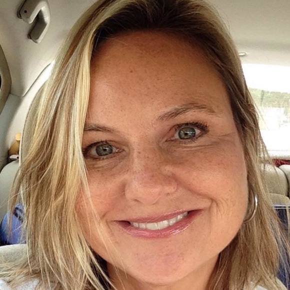 Meet your Posher, Lynn - Picture 1 of 1