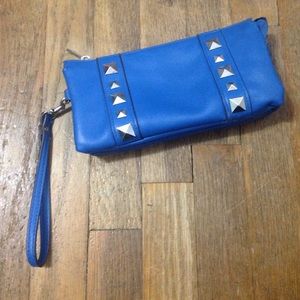 Jessica Simpson wristlet studded cheetah