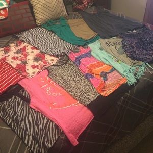 Tank top lot