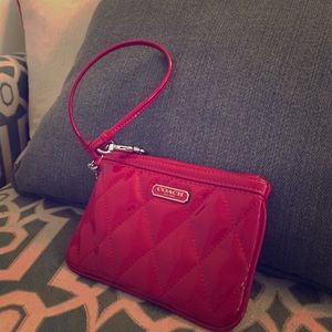 Coach Corner Zip Wristlet, Quilted MINT CONDITION