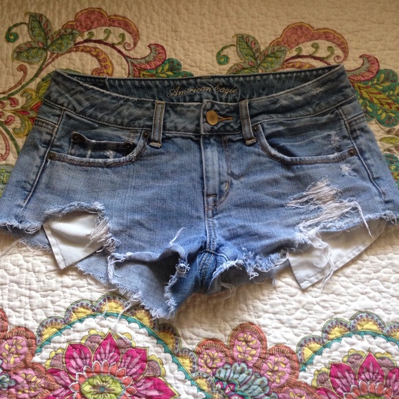 AE shorts