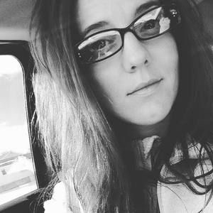 Meet your Posher, Kendra