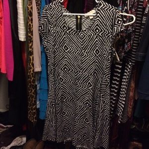 Michael Kors XL black and white dress!