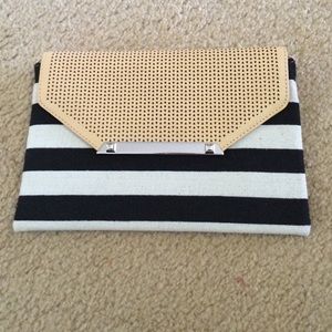 Stella and Dot Clutch