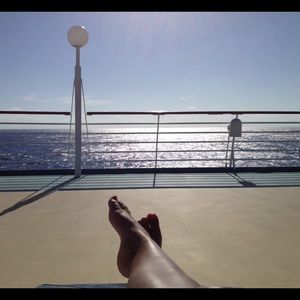 Meet your Posher, Adrienne