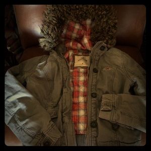 Hollister coat!!🌸