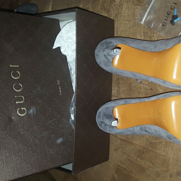 Gucci heels
