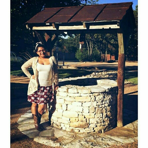 Hollister skirt