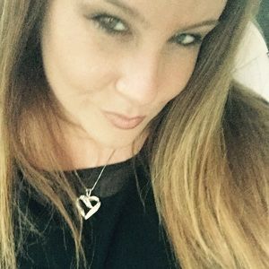 Meet your Posher, Jeana