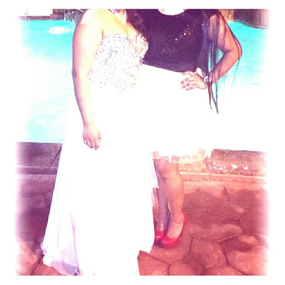Black & white sparkly short dress