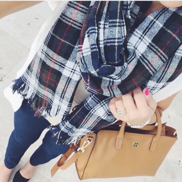 J. Crew Accessories - NWOT J. Crew Tartan Plaid Wool Scarf