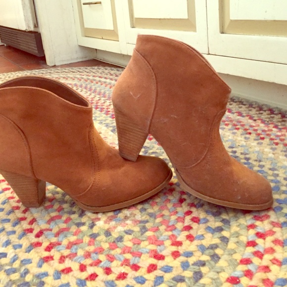 Suede beige ankle boots