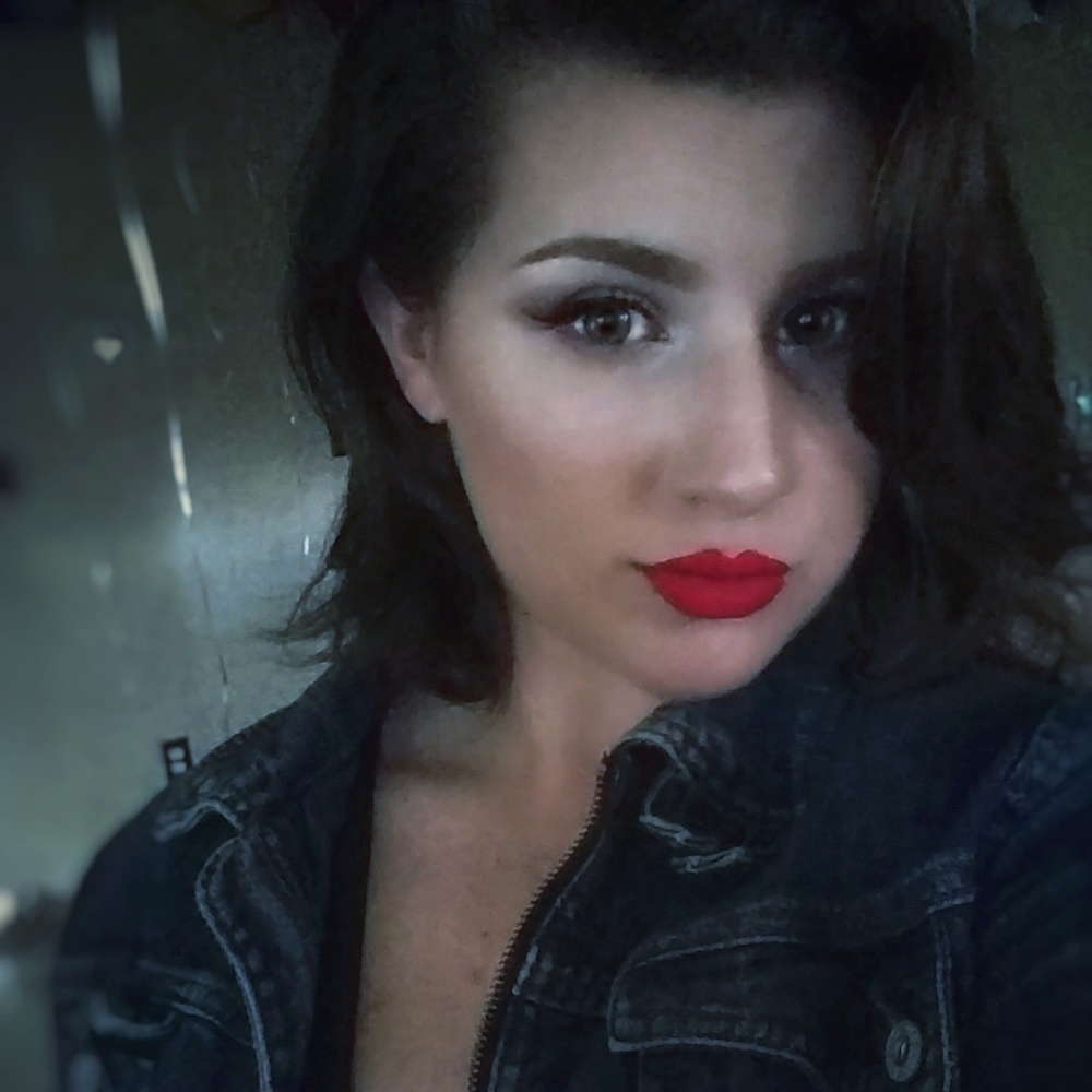 Meet your Posher, Shade