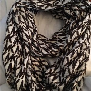Michael Kors Infinity Scarf