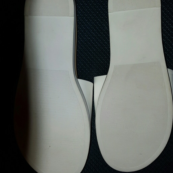 Sandals - Picture 3 of 3