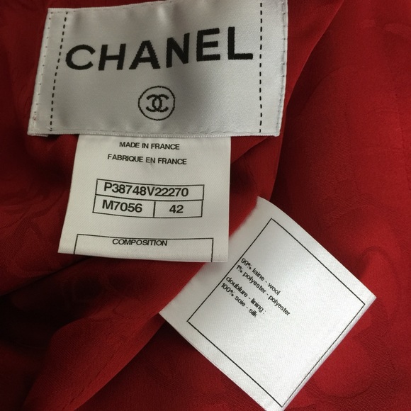 Chanel Jacket - Picture 4 of 4