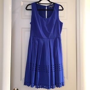 Brixon Ivy Blue Lazer cut dress